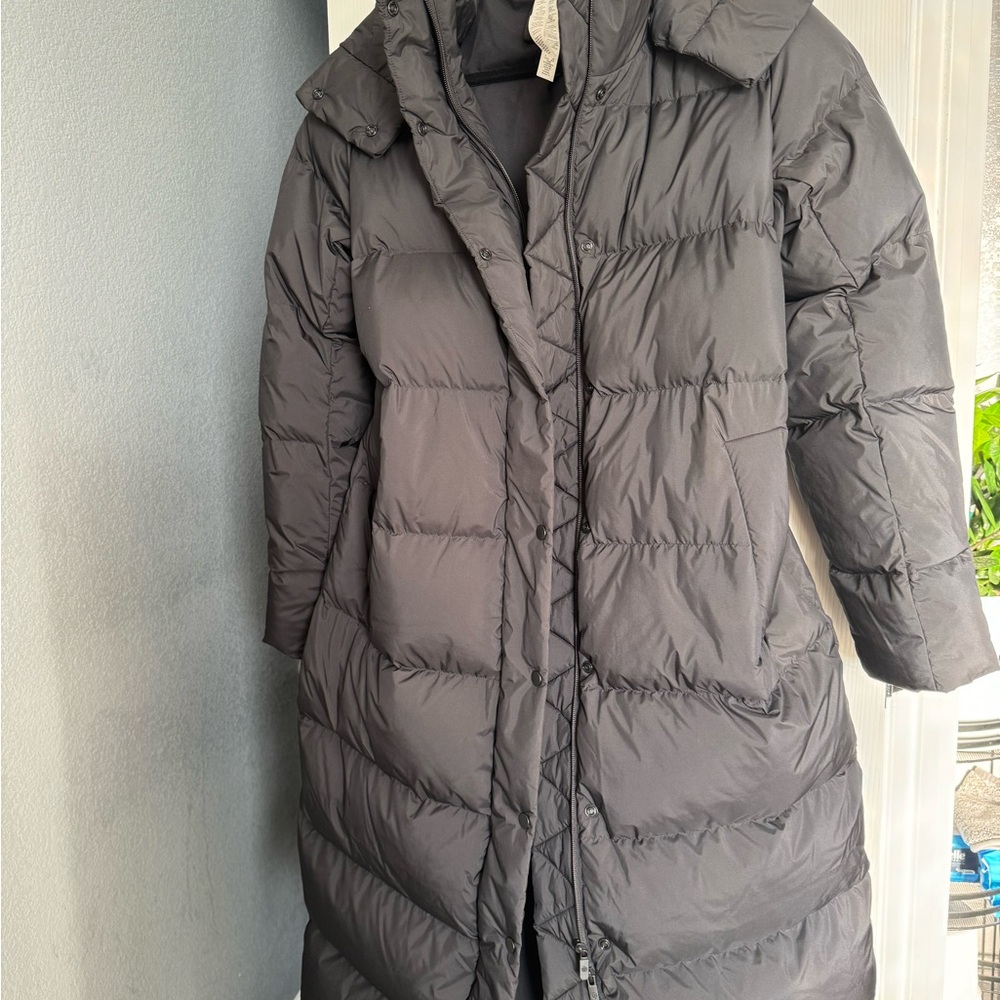 Lululemon Black Wunder Puff Long Jacket